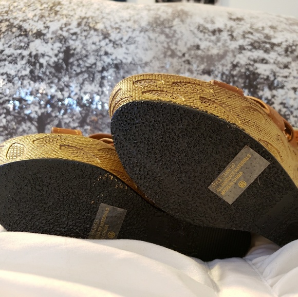 Cognac colored wedges - Picture 3 of 4